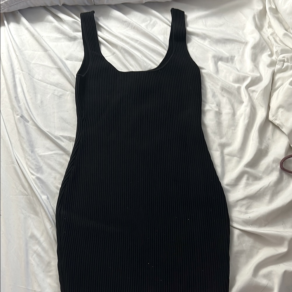 Elegant Black Ribbed Dress